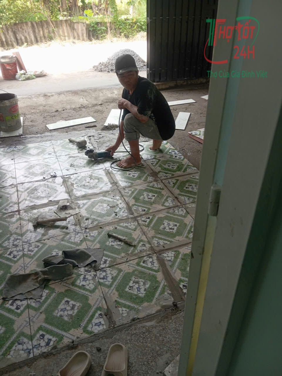 Thợ thi công sửa nhà trọn gói