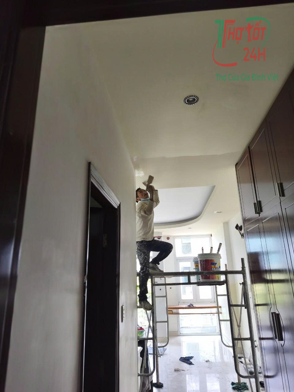 Thi công sửa chữa trần nhà theo quy trình trọn gói