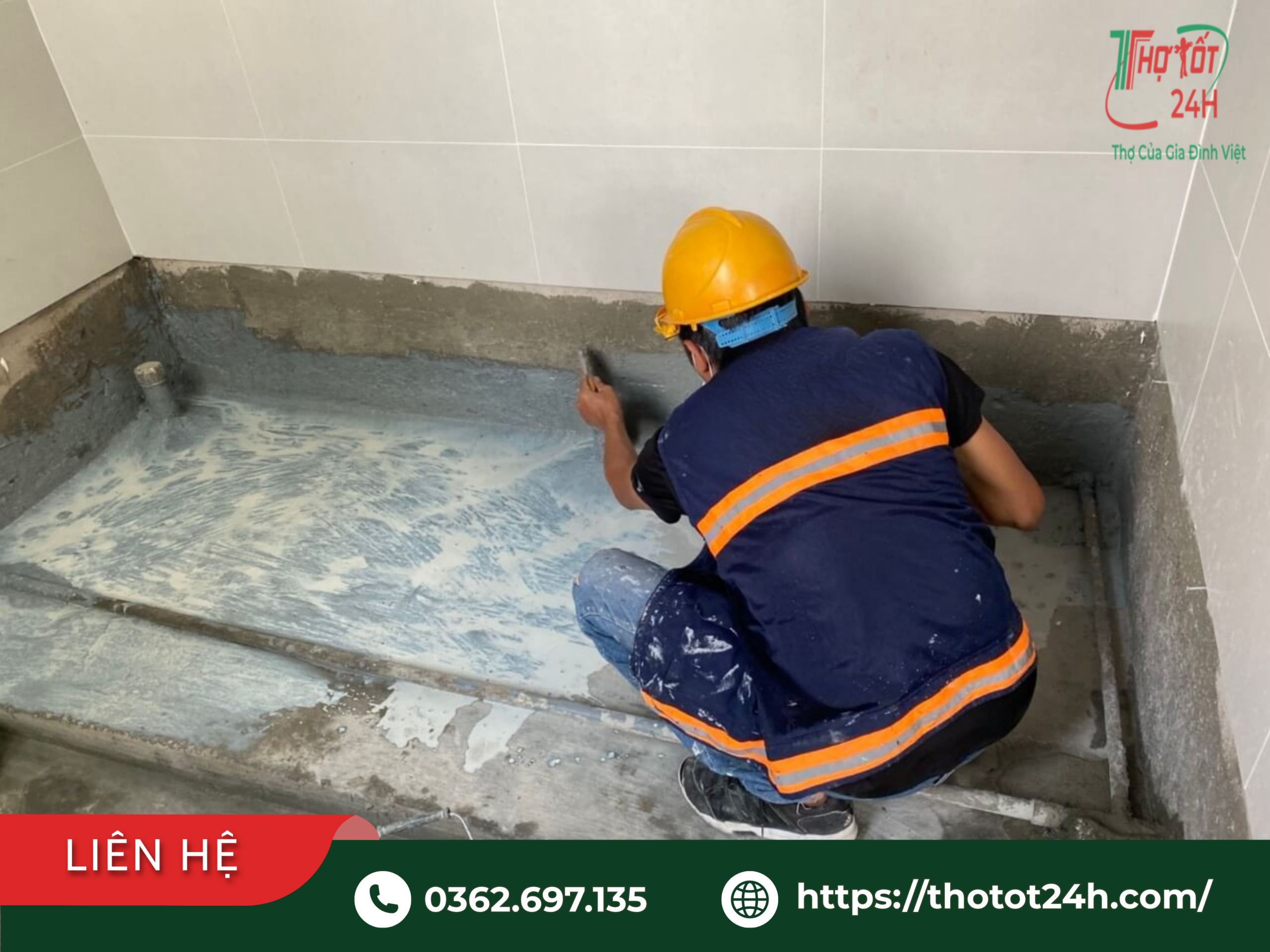 Thợ quét màng chống thấm chân tường nhà vệ sinh theo tiêu chuẩn trong bảng giá chống thấm nhà vệ sinh theo m2