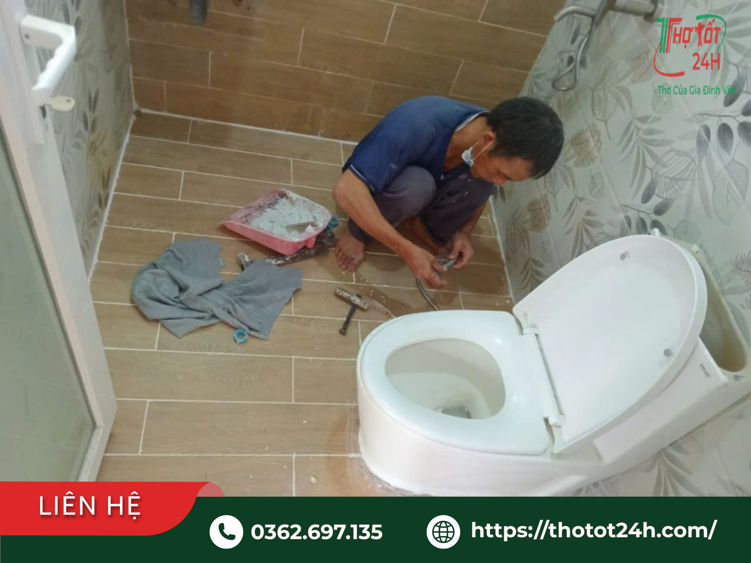 Thợ kỹ thuật sửa chữa chống thấm nhà vệ sinh phòng trọ đúng quy trình kỹ thuật