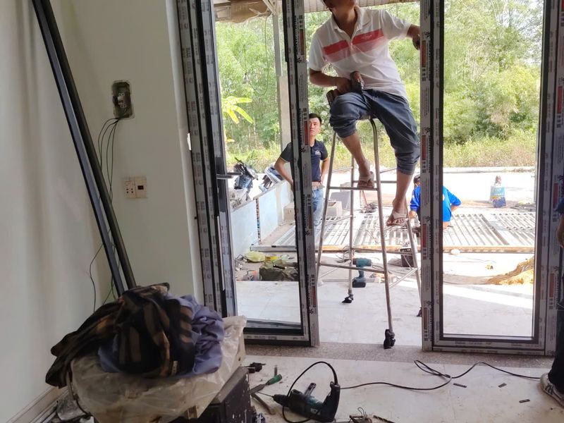 Cửa kính cường lực – Thợ Tốt 24H